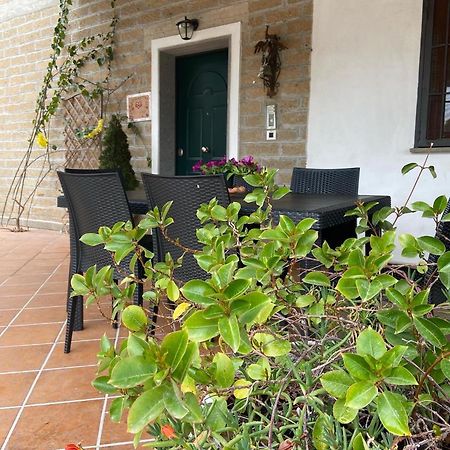 Favoloso Appartamento In Villa Monterosi Eksteriør bilde