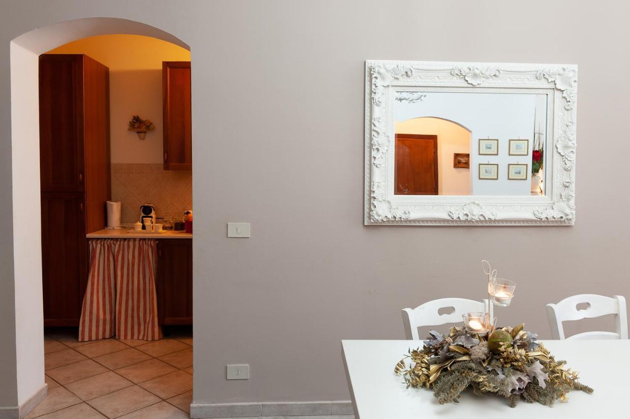 Favoloso Appartamento In Villa Monterosi Eksteriør bilde