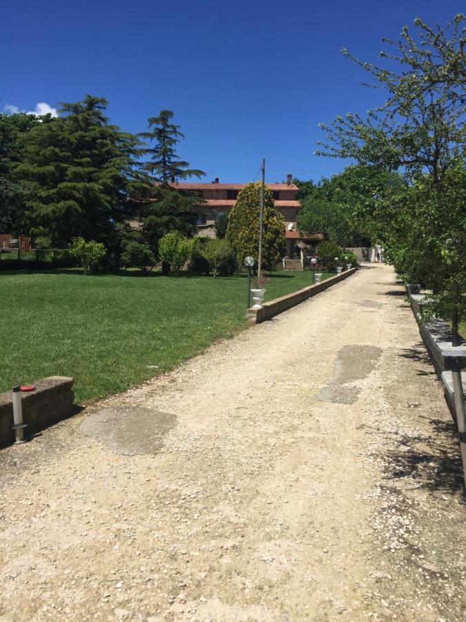 Favoloso Appartamento In Villa Monterosi Eksteriør bilde